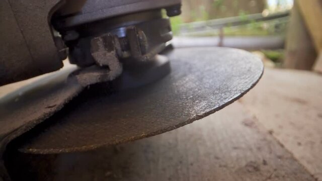 A closer look of the disc cutter tool on the table