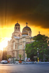Fototapeta na wymiar Golden hour Varna cathedral
