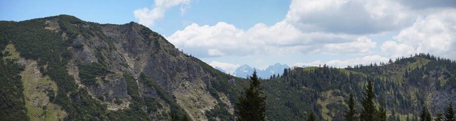 Fototapeta na wymiar In den Chiemgauer Alpen