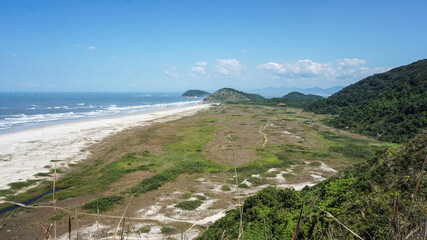 Fototapeta na wymiar Panoramic view of the path along Mar de Fora beach in Ilha do Mel, Paraná, Brazil