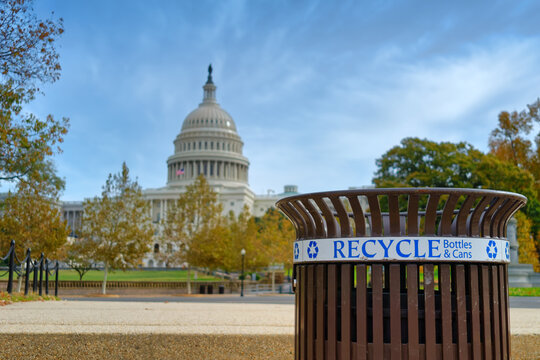 Recycle trash bin in front of the U.S. Capitol Building