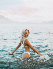 Blondie in the sea