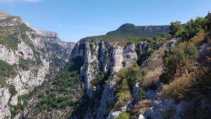 Fototapeta na wymiar Verdon Nature Reserve in France, the grandiose landscape and mysterious canyon, monntain and forest