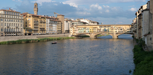 Naklejka premium Panoramic view of the old bridge 