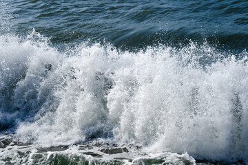 waves splashing, cutwater, waves closeup