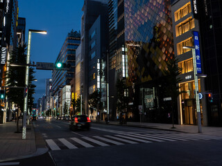 Plakat Ginza street at night in Tokyo 