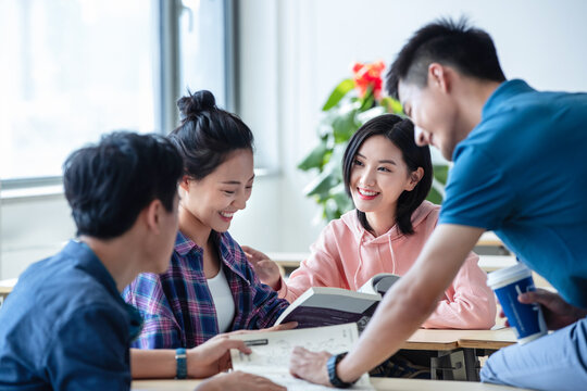 College students' classroom learning communication