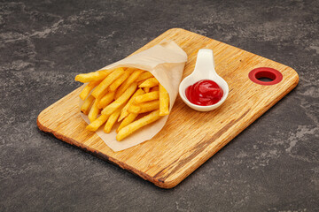 French Fry with tomato sauce