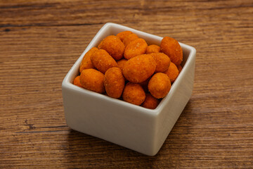 Spicy peanut heap in the bowl