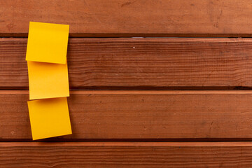 Papeis para anotação, rascunho e lembretes