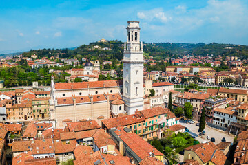 Fototapeta premium Verona Cathedral aerial panoramic view