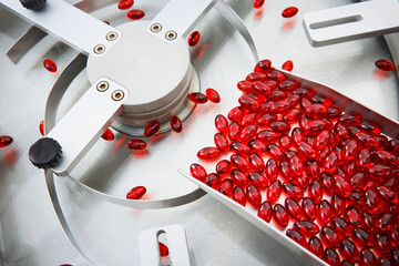 Process and packaging manufacturing tablets and pills industrially for the medical and healthcare sector