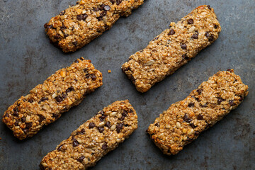 Homemade chocolate chip granola bars