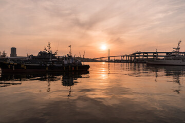 博多港の夕景