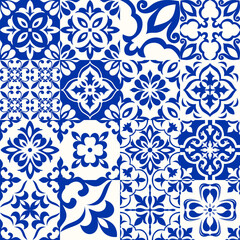 Fototapeta na wymiar Azulejos in blue, white. Original traditional Portuguese and Spain decor. Seamless patchwork tile with Victorian motives. Ceramic tile in talavera style. Gaudi mosaic. Vector