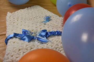 white handmade knitted plaid