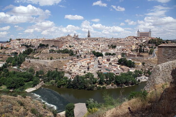 Fototapeta na wymiar Panorama of the old city of Toledo, the former capital of Spain.