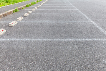 Fototapeta premium Empty outdoor car Parking Spaces