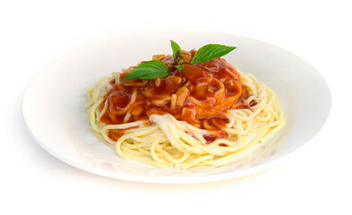 Spaghetti Bolognese with tomato sauce and fresh basil
