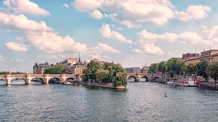 Fototapeta premium Paris city in the evening