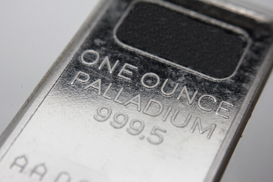 Close-up of a one ounce Palladium bar