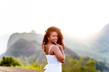 Obraz premium Portrait of a beautiful young black woman smiling