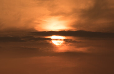 Fototapeta na wymiar sunset with the clound