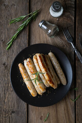 Grilled turkey sausages with rosemary