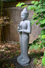 STATUE DE BOUDDHA JARDIN JAPONAIS