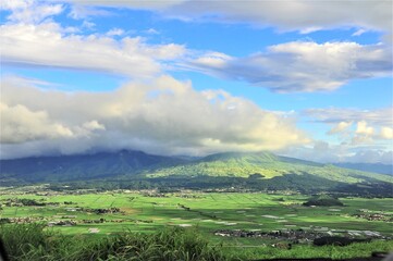 Fototapeta premium 阿蘇の山景