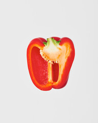 赤いパプリカの断面