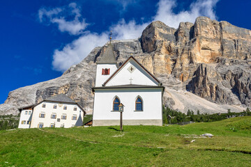 Fototapeta na wymiar Sasso di Santa Croce in eastern Dolomites, Badia valley, South Tyrol, Italy