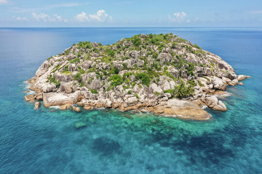Aerial view of &Oacute;le aux vaches located off the west coast of Mah&Egrave;, Seychelles