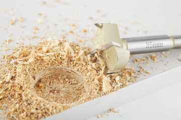 Forstner cutter for cutting holes in wood, work on the additive of furniture fittings