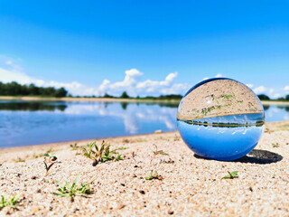 Glaskugel am Strand - Glass Sphere at Beach Wallpaper
