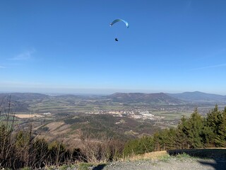 paragliding in the mountains