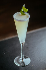 cocktail with kiwi
