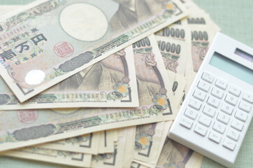 お金