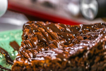 Fatia de bolo de chocolate