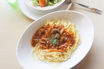ミートソーススパゲティ	
