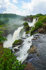 Iguazo Falls zwischen Argentinien und Brasilien