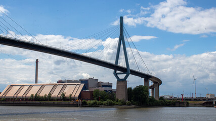 Die Köhlbrandbrücke