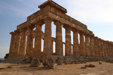 Obraz premium paysage en Sicile temple Calatafimi Segesta Italie