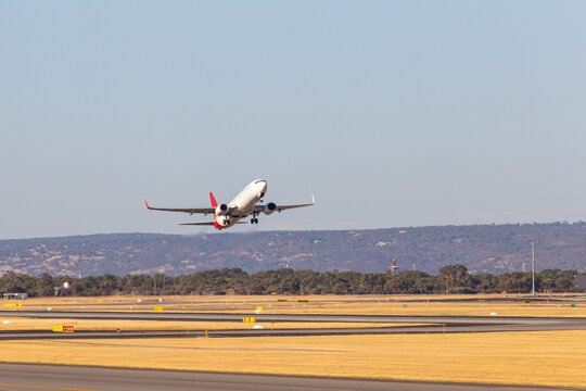 ready to take off, perth airport