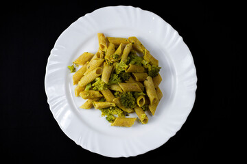 
Vegan pasta with brocolis