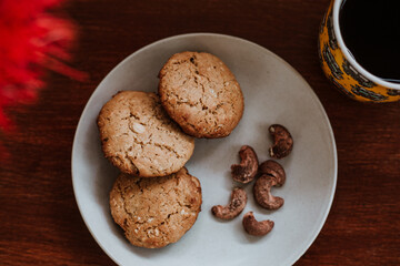 coffee and cashew cookies