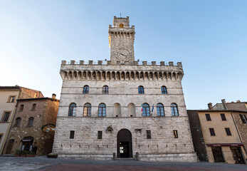 Fototapeta premium Tuscany, Montepulciano, central square, Renaissance palace background