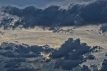 Obraz premium clouds over the mountains