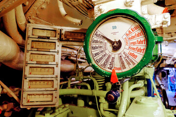 Maschinentelegraf '&Auml;u&szlig;erste Fahrt'.