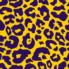 Trendy leopard abstract seamless pattern. Hand drawn wild animal cheetah skin yellow texture. Fashion print design, fabric, textile, cover, wrapping paper, background, wallpaper. Vector illustration